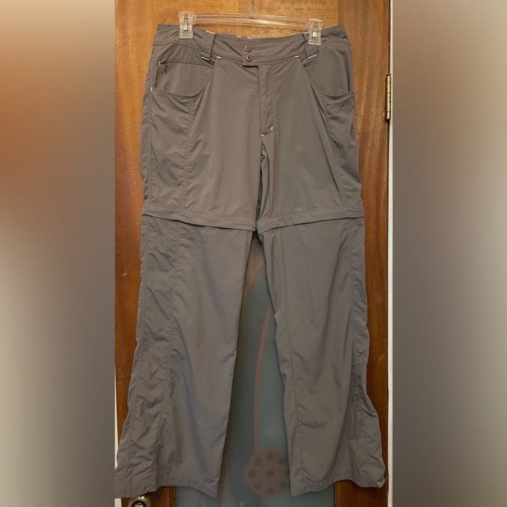 Eastern Mountain Sports Convertible Pants Grey Shorts 100% Nylon Adventure -8